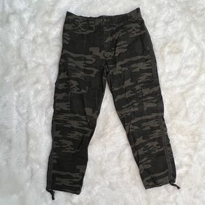 Cargo Pants Cropped Medium